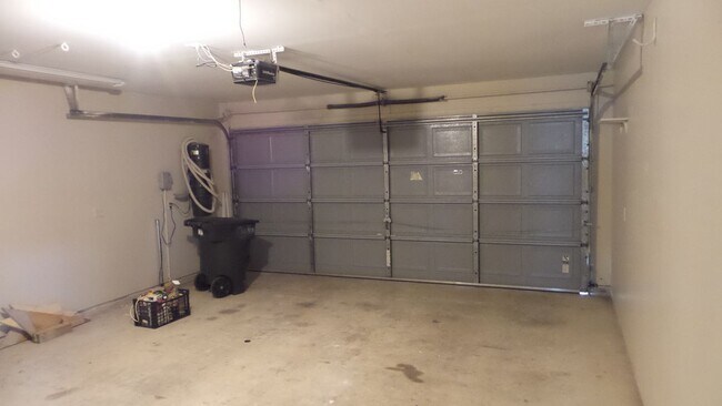 Building Photo - 1305 Remington Ct