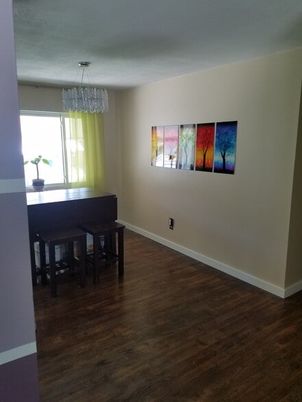 Dining room - 2734 S. Raleigh Street