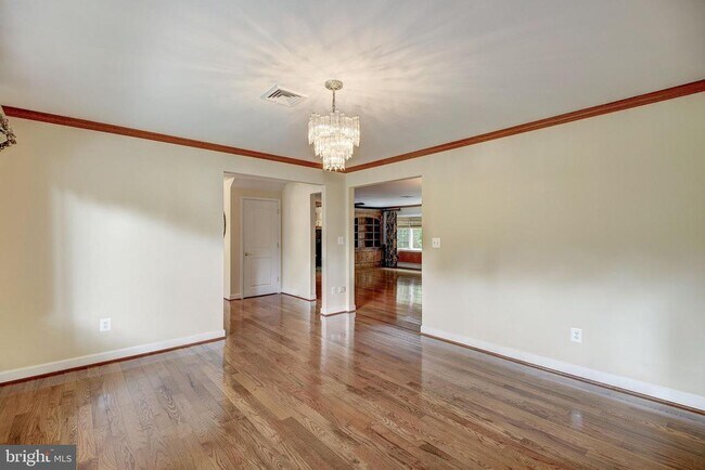 Building Photo - 929 Woburn Ct