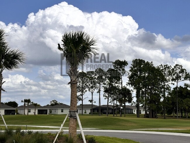 Building Photo - 20503 Hazelnut Ct S