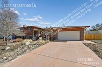 Building Photo - 2239 Stratford Ln