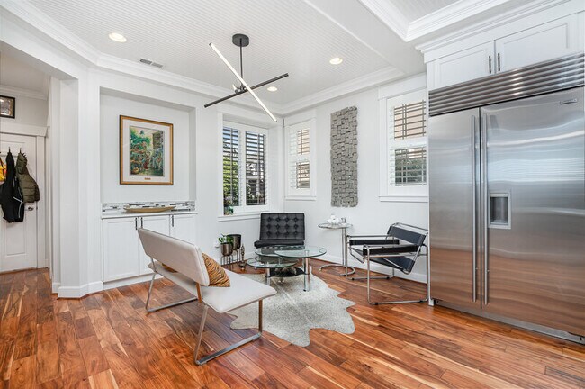 Building Photo - 4005 W Briarcliff Ln