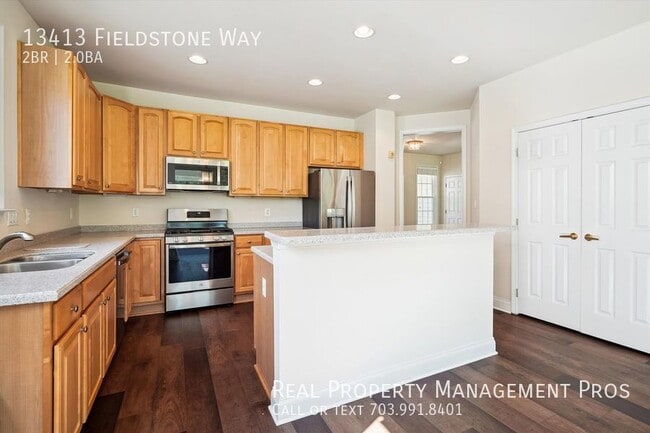 Building Photo - 13413 Fieldstone Way