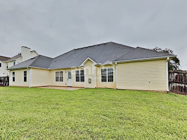 Building Photo - 141 Bridgemill Dr