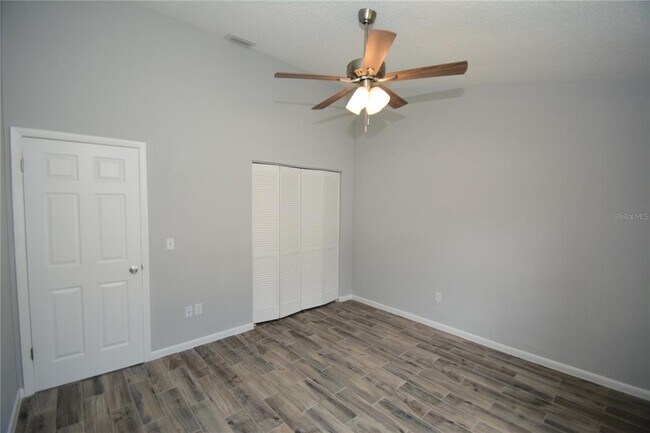 Building Photo - 107 Brunswick Ln