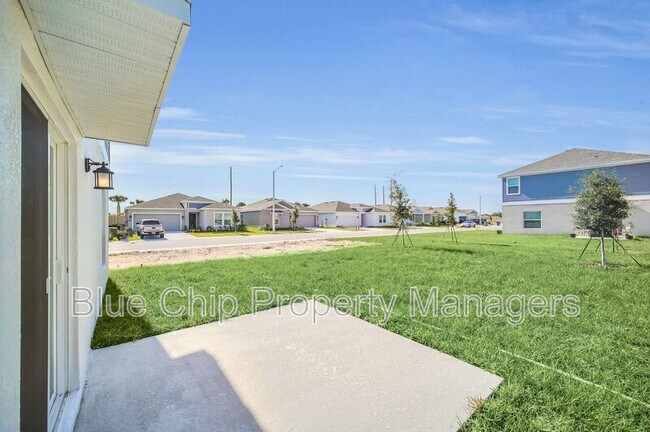 Building Photo - 2209 Aquifer Ln
