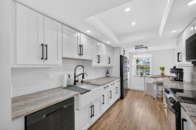 Building Photo - 1210 Sugar Sands Blvd
