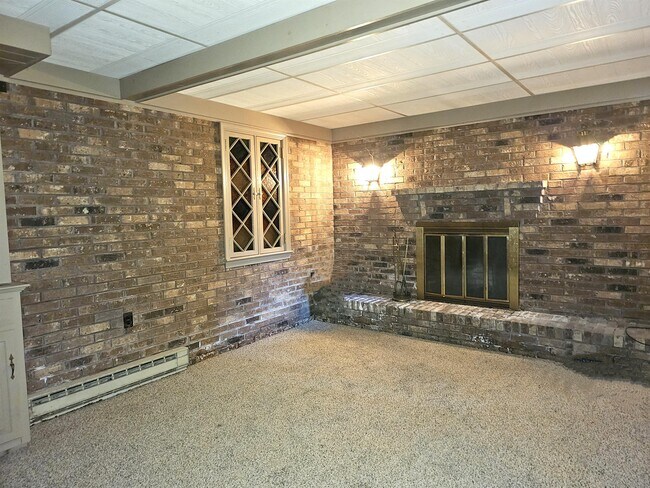 Building Photo - 27820 Crooked Oak Ln