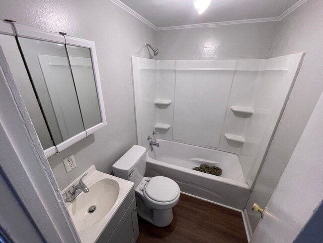 Building Photo - 2 Bedroom House in Sharpsburg