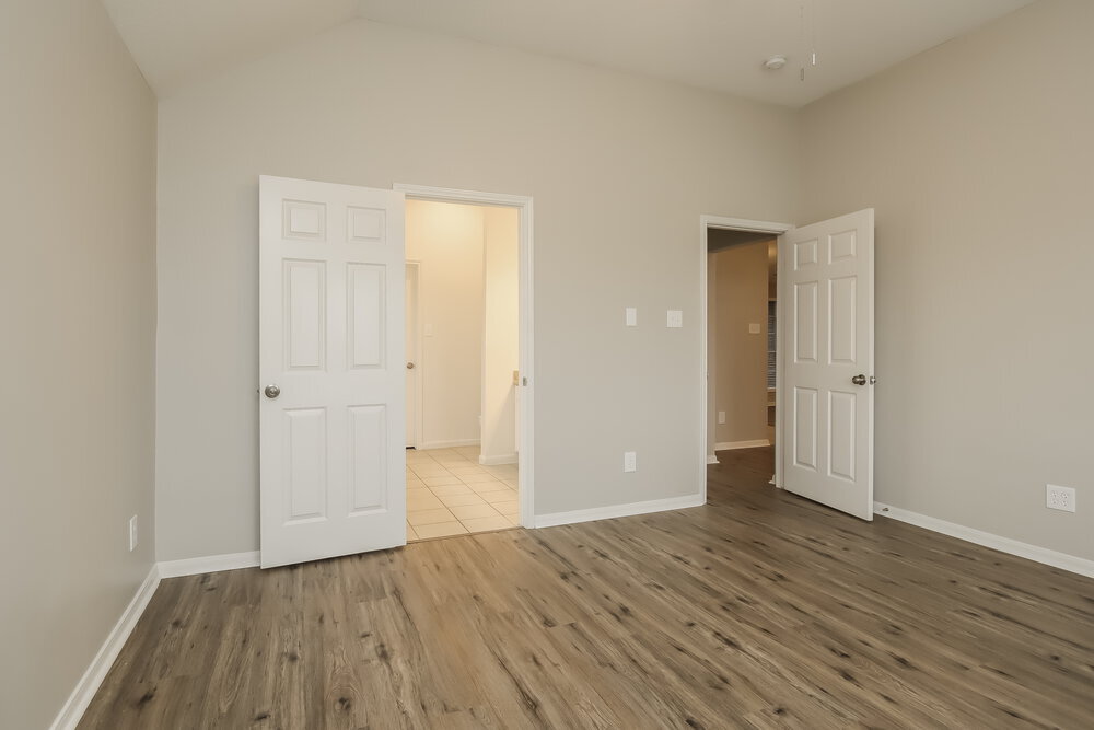 Building Photo - 302 Cedar Branch Dr