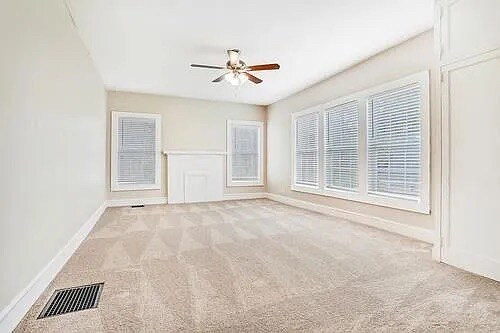 Building Photo - Room in House on Hutchens Rd SE