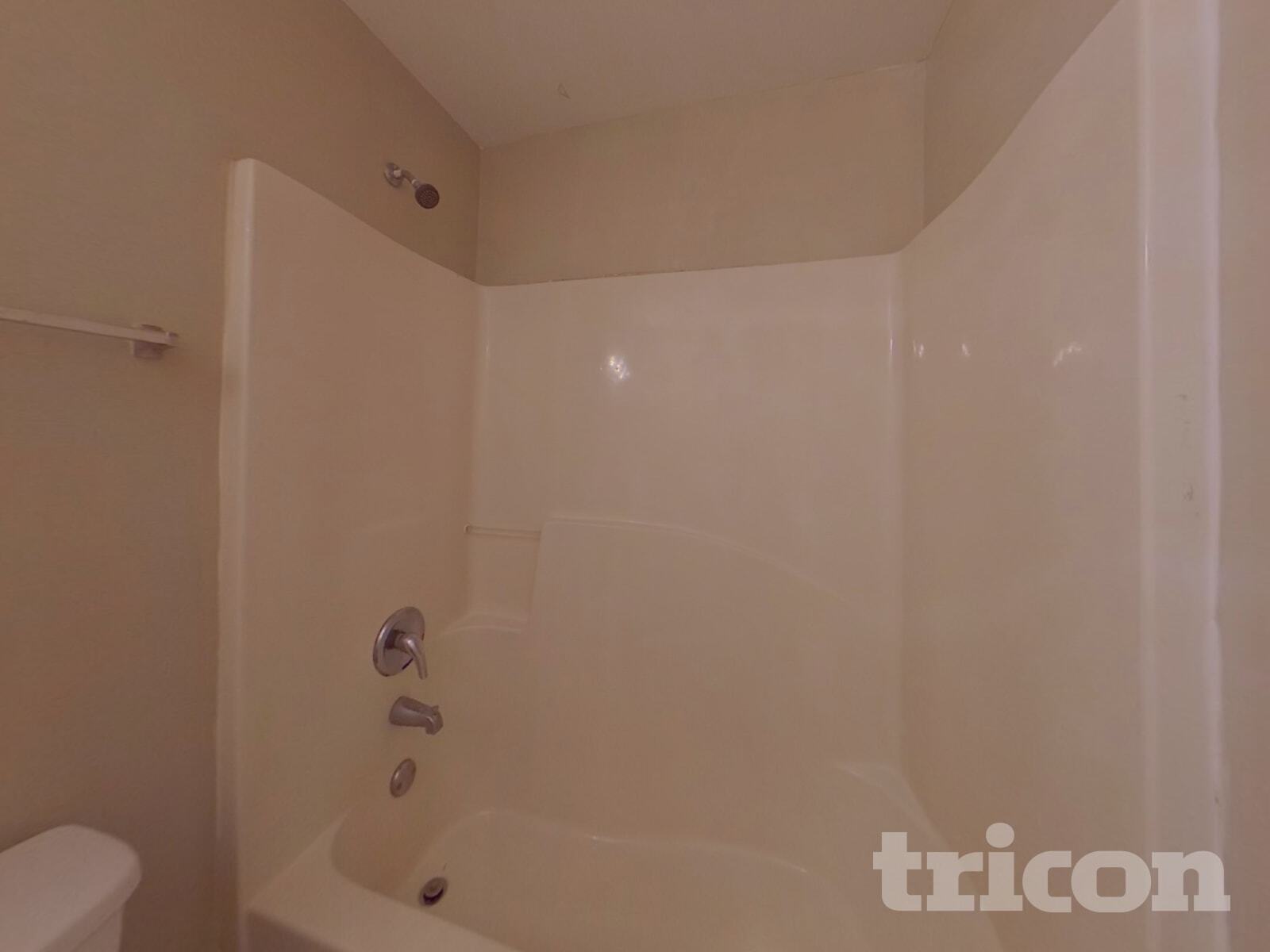 Building Photo - 5950 el Segundo Way