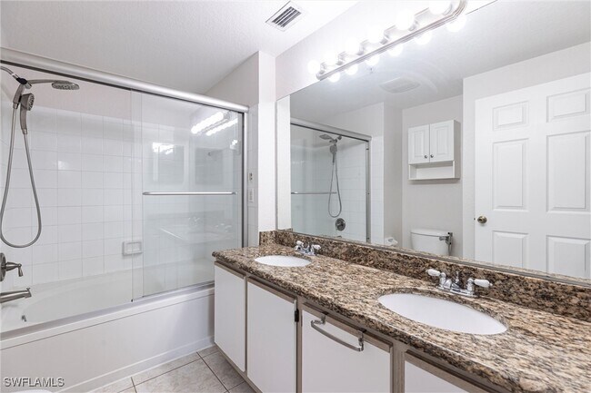 Building Photo - 6490 Aragon Way