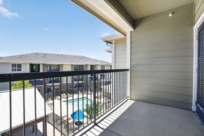 Building Photo - 1355 Ranch Pkwy