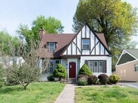 Building Photo - 509 E Bennett St