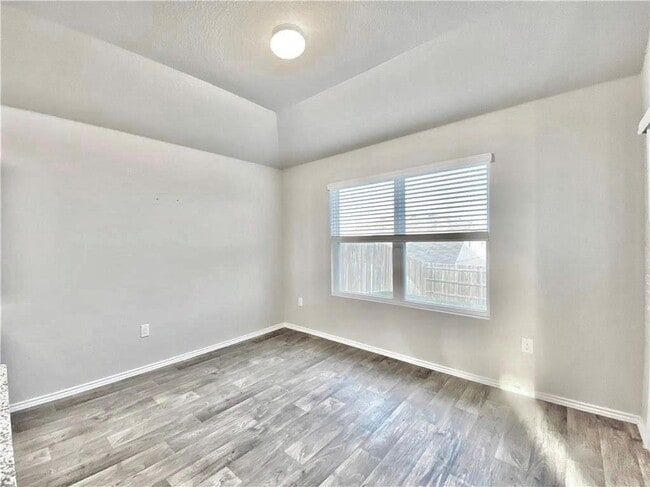 Building Photo - 5905 Ronee Leah Dr