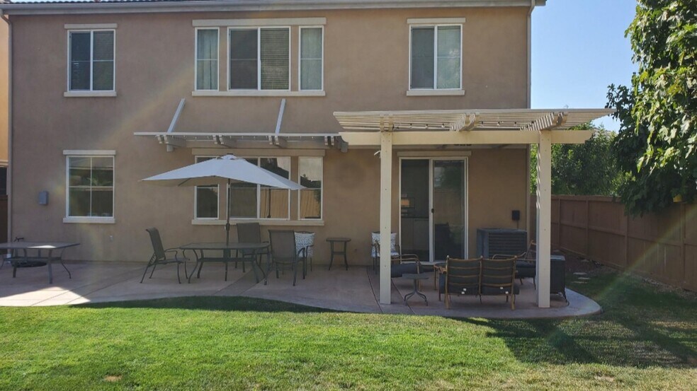 Backyard - 3644 Lake Park Rd