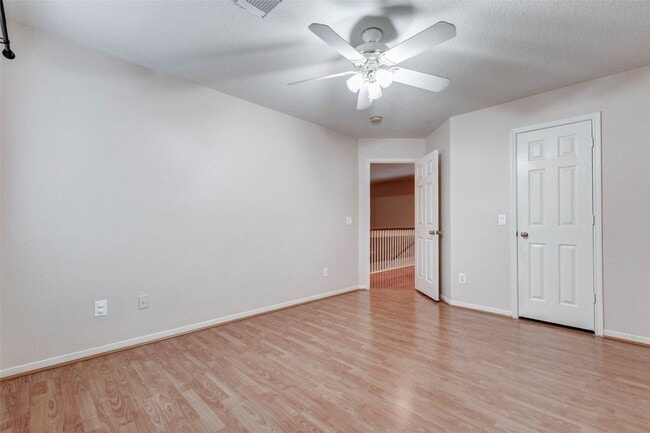 Building Photo - 20702 Teasel Ct