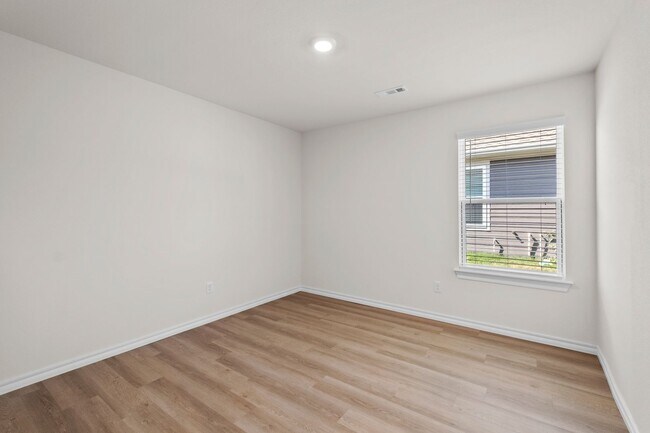 Building Photo - Beautiful, Brand New 4/2 in Gentry!