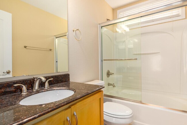 Building Photo - 5708 S 21st Terrace