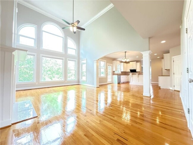 Building Photo - 3500 Millwater Crossing NE