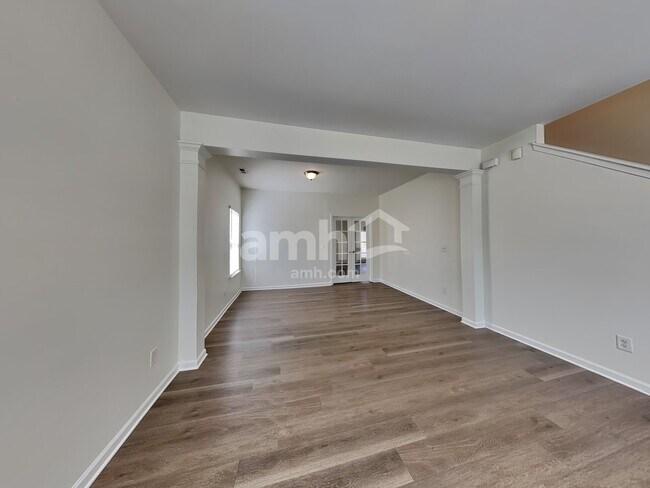 Building Photo - 8120 Nikki Cole Dr