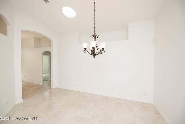 Building Photo - 3446 Hoofprint Dr