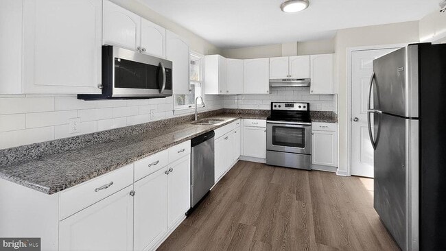 Building Photo - 232 Morris Dr