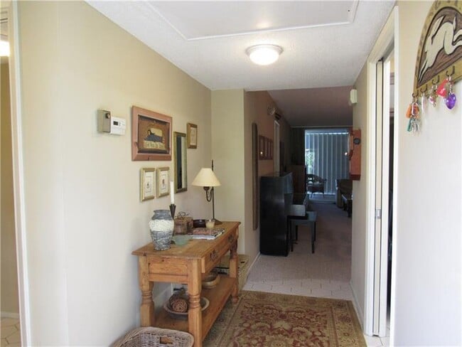 Building Photo - 2661 S Course Dr