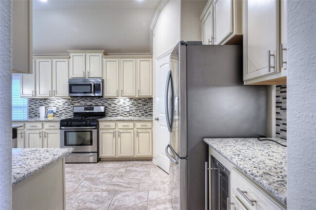 Building Photo - 3823 Cactus Field Ln