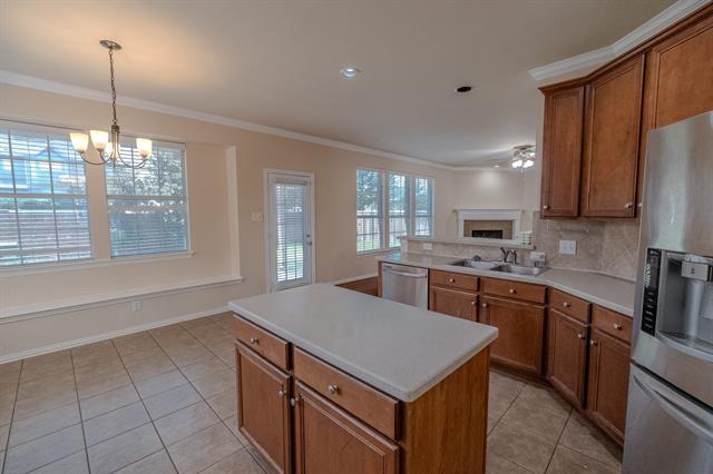 Building Photo - 1607 Lake Eden Dr
