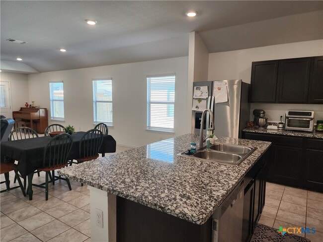 Building Photo - 133 Hammond Ct