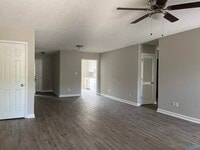 Building Photo - 2602 Wynterhall Rd SE