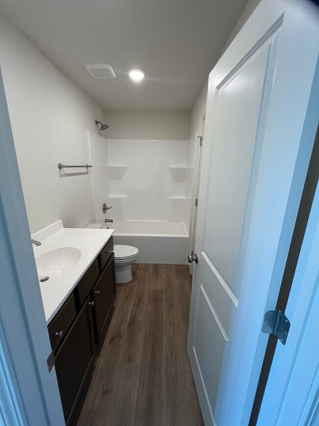 Building Photo - Newly Constructed Duplex