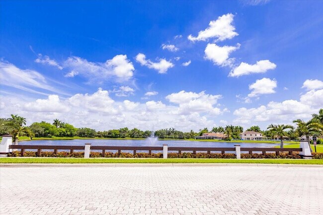 Building Photo - 1441 Cardinal Way