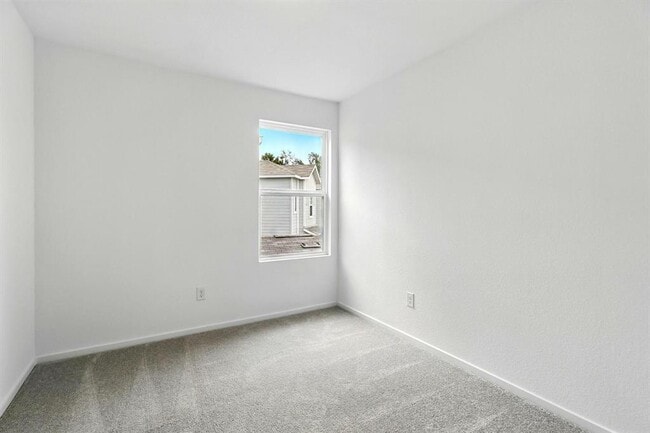Building Photo - 18210 Via Aurelia Dr
