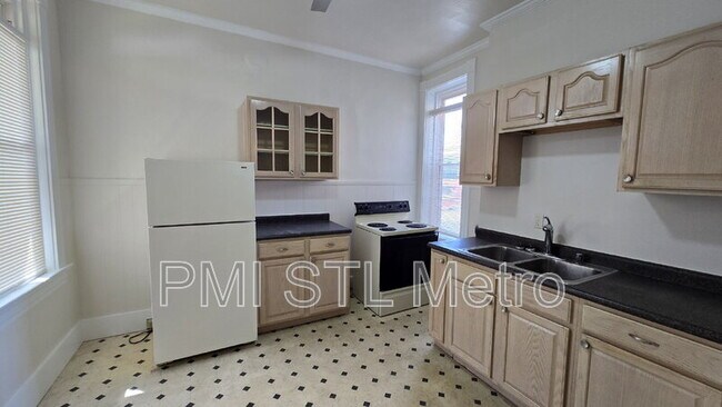 Building Photo - 2312 Texas Ave