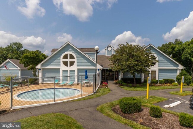 Building Photo - 11180 Rienzi Pl