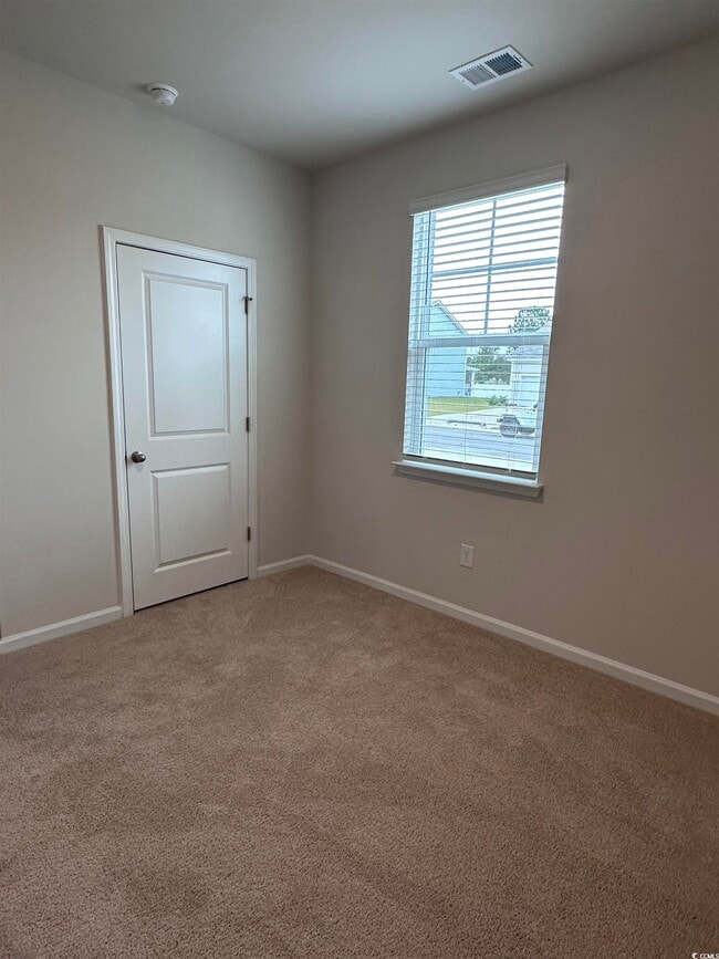 Building Photo - 5175 Yellowstone Dr