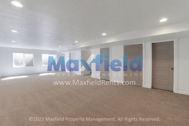 Building Photo - EV Friendly, Pool Access, Modern Luxury Sc...