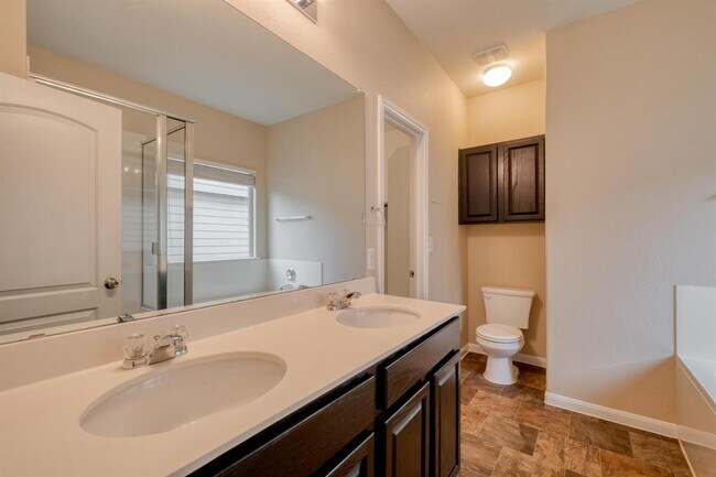 Building Photo - 12207 Walter Vaughn Dr