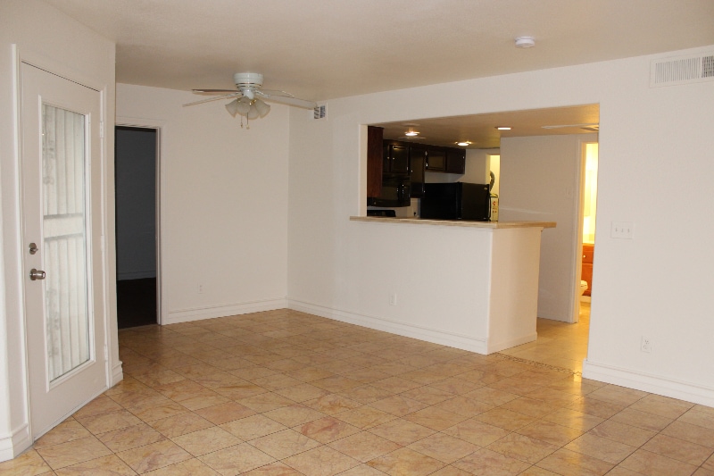 Building Photo - 1830 N Pecos Rd