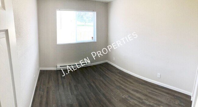 Building Photo - 1807 Parker Cir