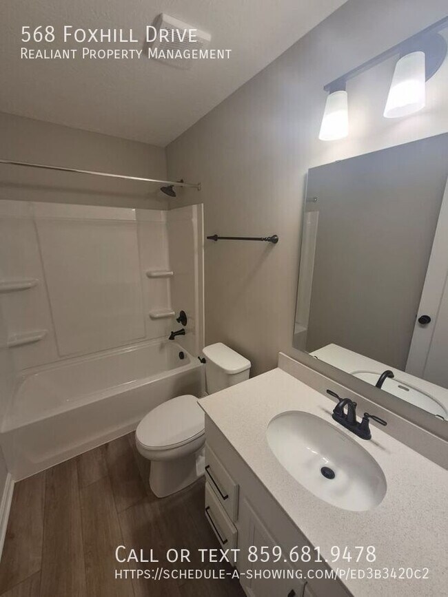 Building Photo - 568 Foxhill Dr