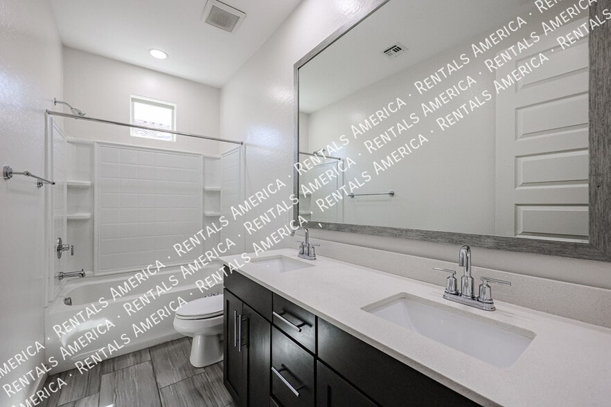 Building Photo - 743 N Abalone Ct.