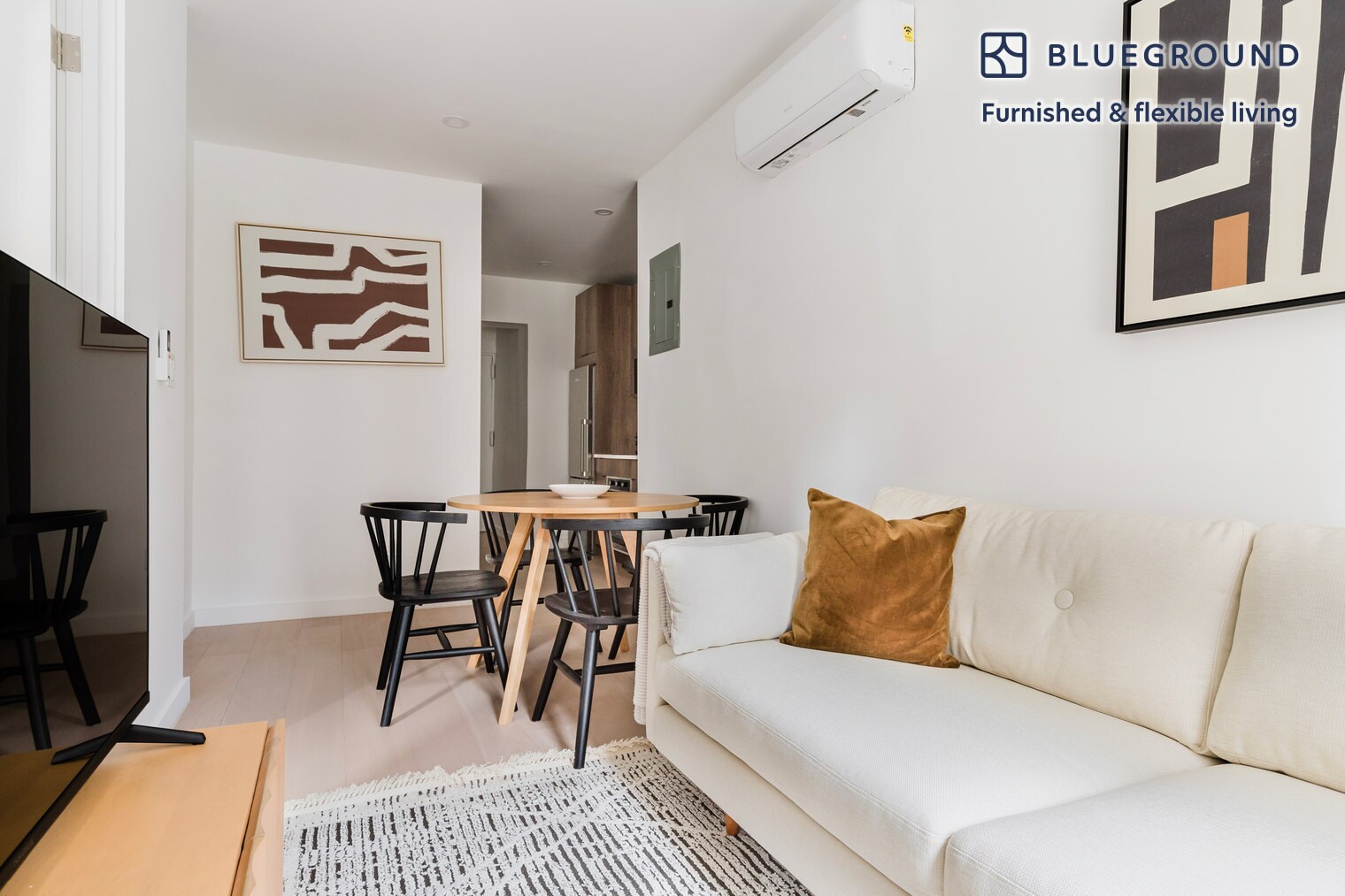 Building Photo - 246 E 53rd St