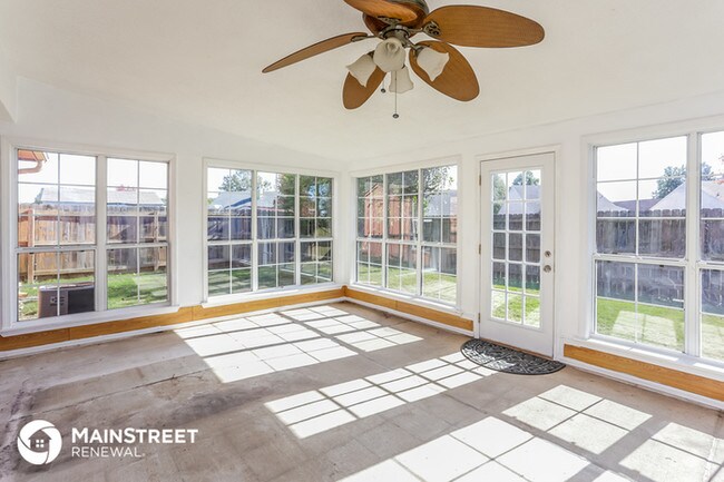 Building Photo - Apply Today - Move In Specials!