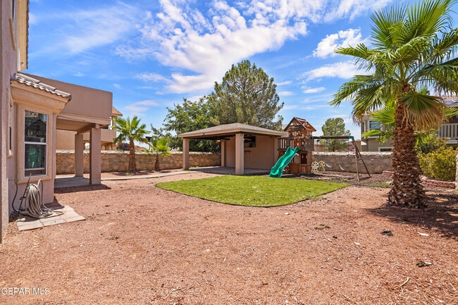 Building Photo - 3653 Tierra Inca Dr