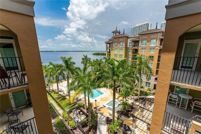 Building Photo - 2825 Palm Beach Blvd