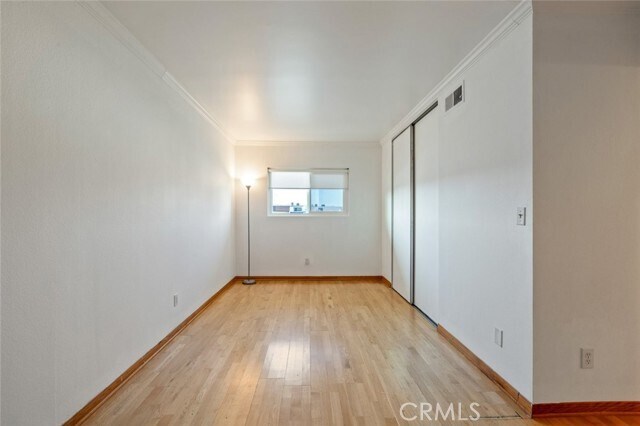 Building Photo - 5412 Lindley Ave